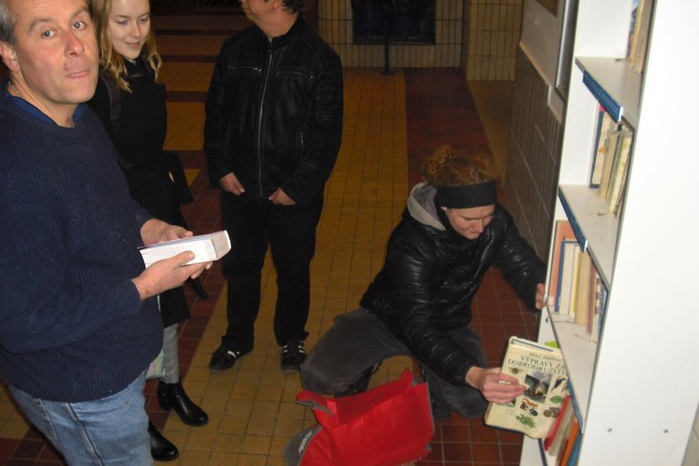 Rozvoz knih do knihobudek