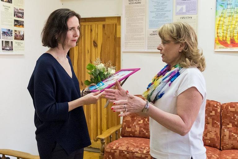 Dar Restonu pomůže v azylovém Domově