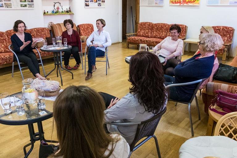 Dar Restonu pomůže v azylovém Domově