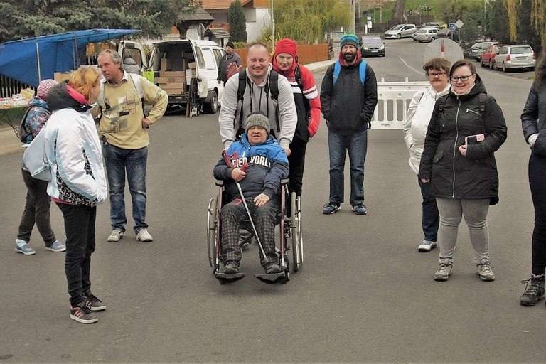 S dobrovolníky do Zubrnic