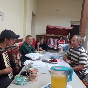 Harmonikář v Chráněném bydlení