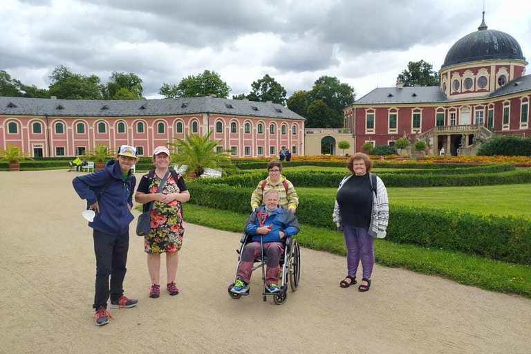 Léto s dobrovolníky