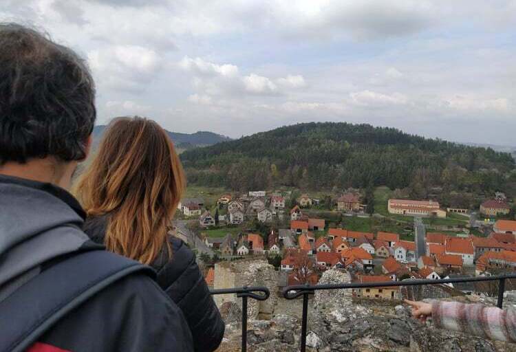 Duben s dobrovolníky