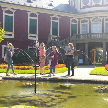 Setkání dobrovolníků na zámku ve Veltrusech